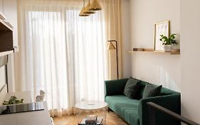 Studio 8 I One Bedroom Apartment I Airport I Therme